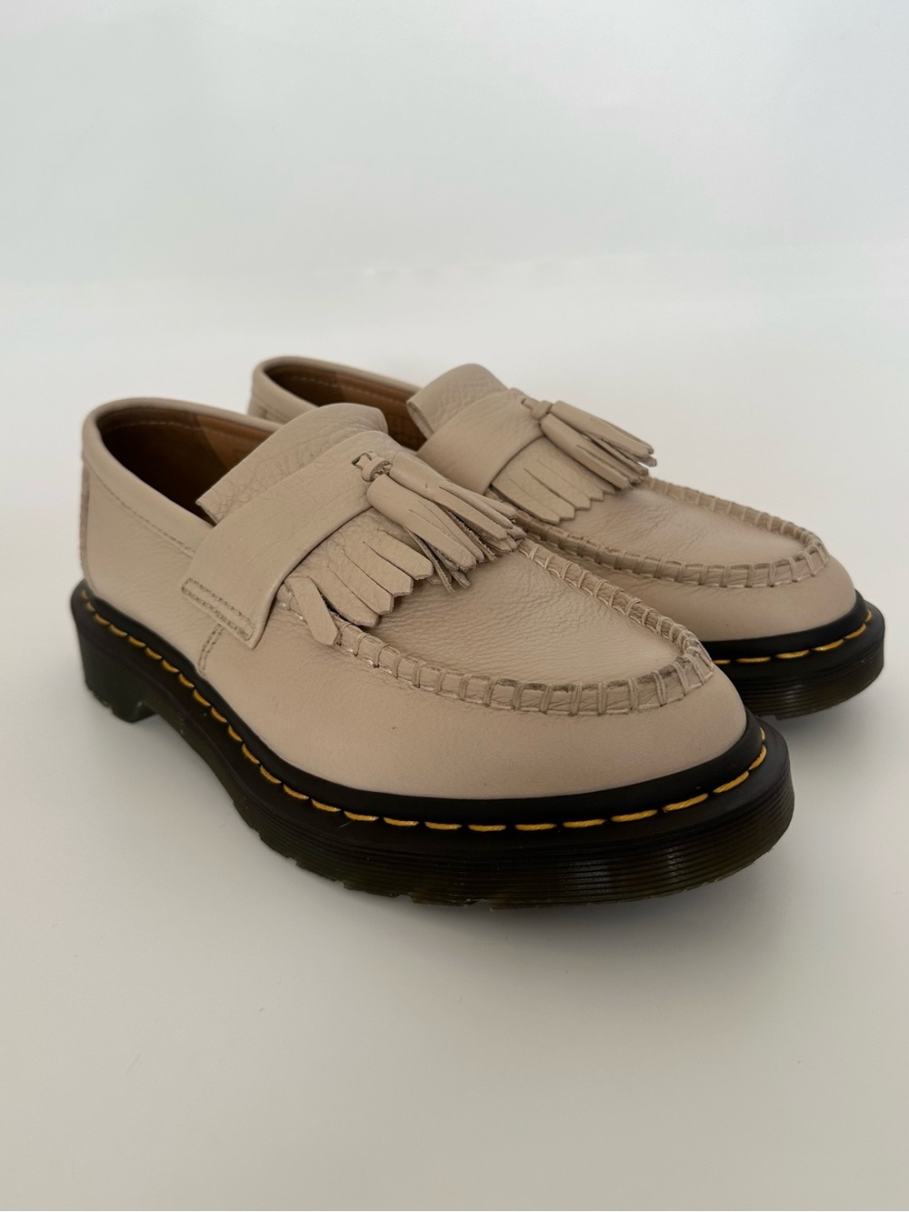 Women’s Adrian Virginia Tassel Loafers in Taupe